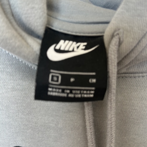 Nike hoodie - Picture 4 of 5
